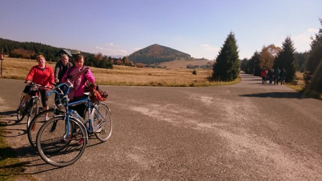 Na kole napříč podzimními Jizerkami aneb z Harrachova do Liberce