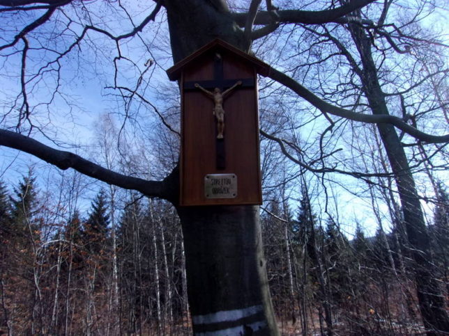 Návrat opravených křížků Streita, Pecha a dobrodružný pobyt ve Ferdinandově u Hejnic Návrat opravených křížků Streita, Pecha a dobrodružný pobyt ve Ferdinandově u Hejnic