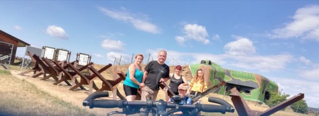 Za památkami jižní Moravy v sedle kola aneb dovolená pod širákem Za památkami jižní Moravy v sedle kola aneb dovolená pod širákem