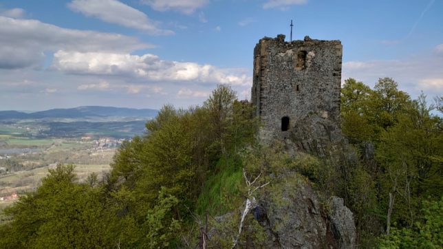 Výlet z Chrastné přes Stohánek a Ralsko do Mimoně Výlet z Chrastné přes Stohánek a Ralsko do Mimoně