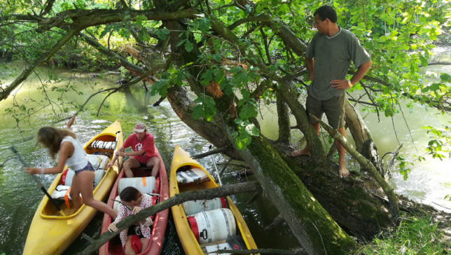 Plutí divočinou aneb dobrodružství na Ploučnici Plutí divočinou aneb dobrodružství na Ploučnici