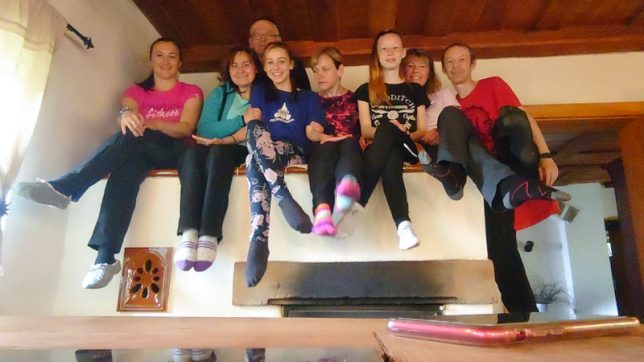 Z Kanady do Švýcarska aneb veselý pobyt na chalupě Z Kanady do Švýcarska aneb veselý pobyt na chalupě