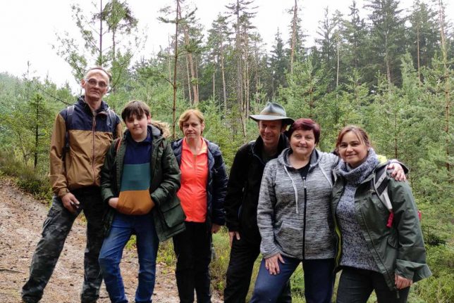 Výlet do Boru pěkně z kopce aneb cvičí celá parta Výlet do Boru pěkně z kopce aneb cvičí celá parta