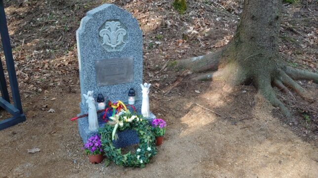 Odhalení památky nad Bílým Potokem