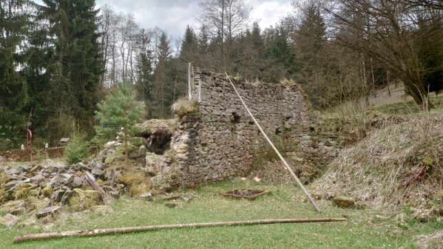 Údolím Zábrdky Údolím Zábrdky